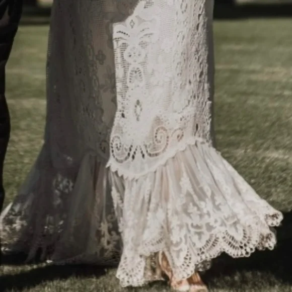 Spell and the Gypsy Bride Casablanca Wedding Dress - Picture 6 of 12